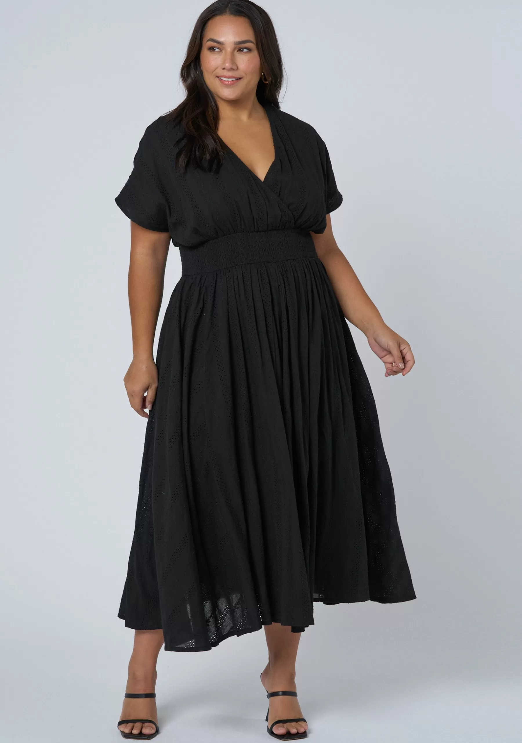 Curve Project Black Dresses | Midi Dresses>Annabelle Midi Dress