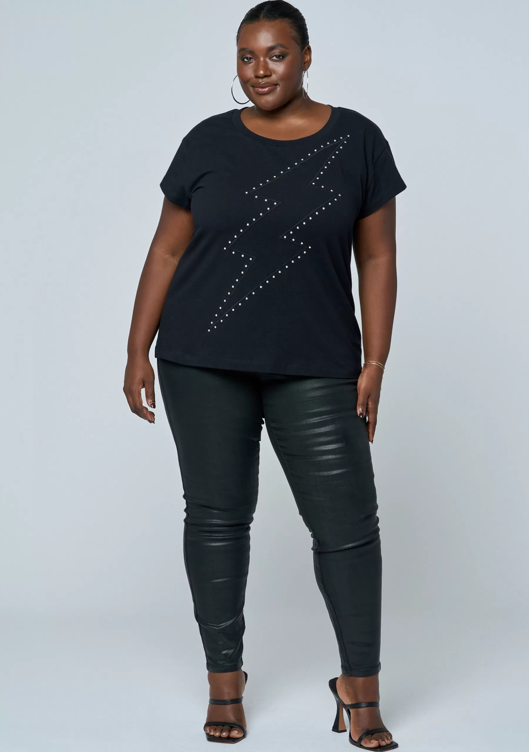 Curve Project T-Shirts>Chaos On The Stage Tee