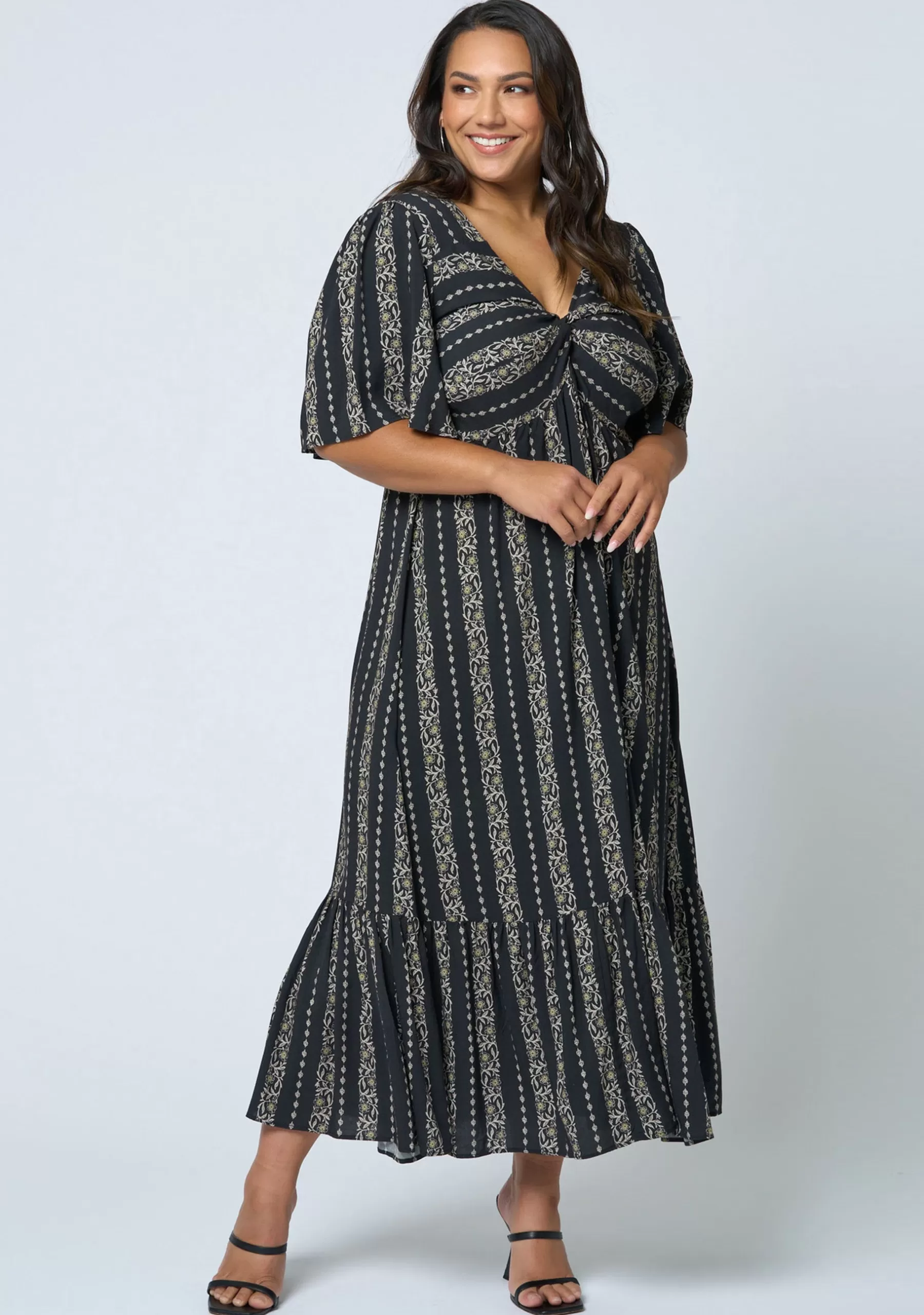 Curve Project Black Dresses | Midi Dresses>Dee Midi Dress