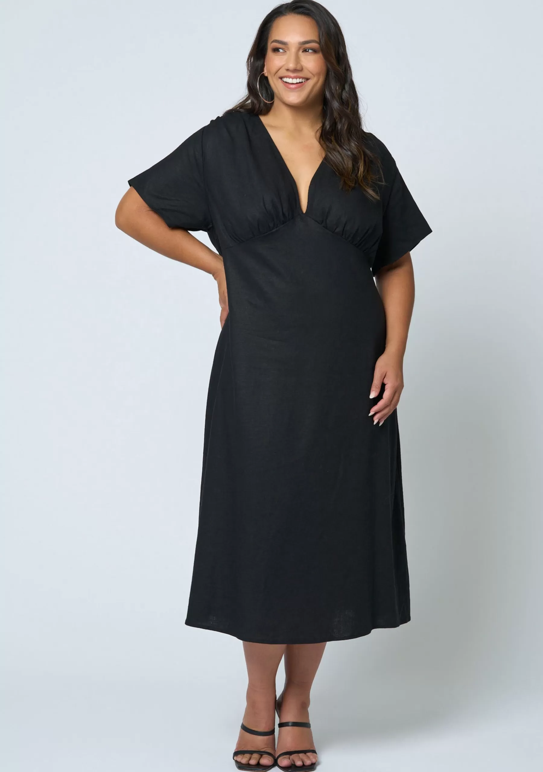 Curve Project Black Dresses | Midi Dresses>Eddie Linen Midi Dress