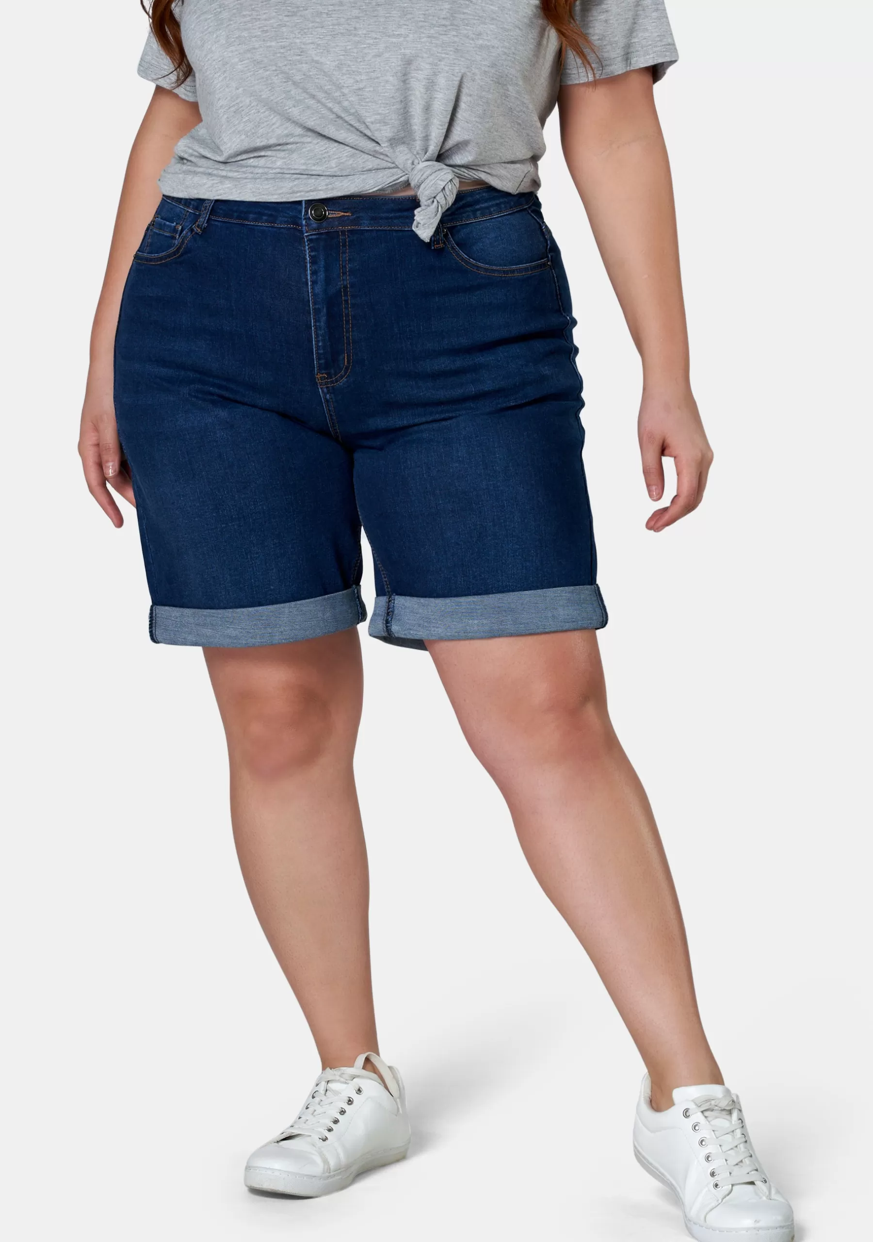 Curve Project Shorts>Victoria Knee Short